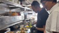 Jebolan Poltekpar NHI Bandung Sukses Buka Usaha Restoran Indonesia di Dubai