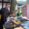 Tukar Sampah Jadi Sepatu, Aksi Baik Tim KKN UPI di Kelurahan Cipedes