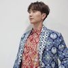 Keren! Personil Super Junior Pakai Batik Rancangan Ridwan Kamil