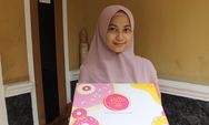 Kisah Alma, Raup Untung Jutaan Rupiah dari Jualan Donat Unik