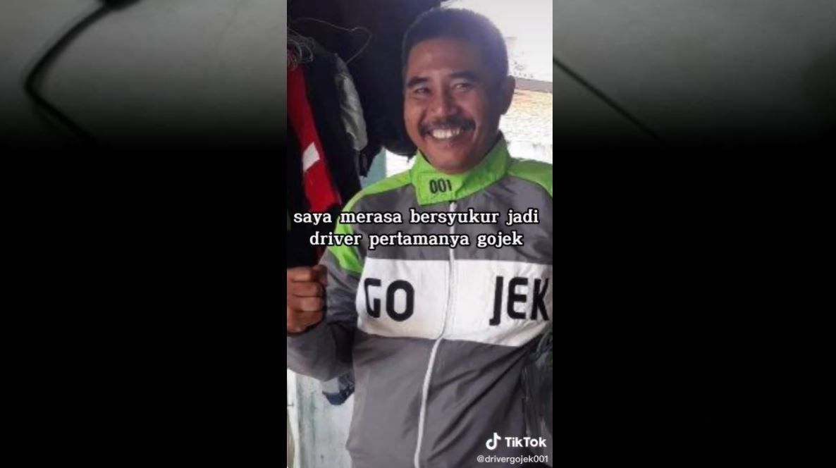 Mulyana, driver pertama Gojek. (TikTok @drivergojek001)
